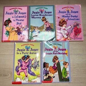 Junie B. Jones Book Lot – 5 Paperbacks – Early Chapter Books | set 2